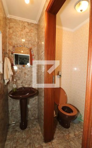 Casa à venda com 210m², 3 quartos e 4 vagasLavabo
