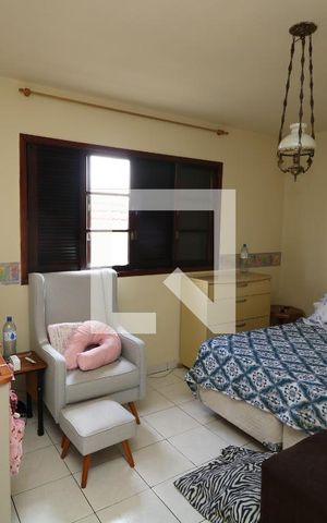 Casa à venda com 210m², 3 quartos e 4 vagasquarto 1