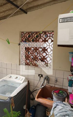 Casa à venda com 210m², 3 quartos e 4 vagasDetalhe da area de serviço