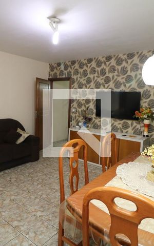 Casa à venda com 210m², 3 quartos e 4 vagasSala 2