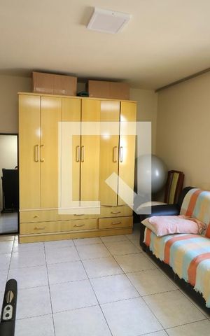 Casa à venda com 210m², 3 quartos e 4 vagasQuarto 2