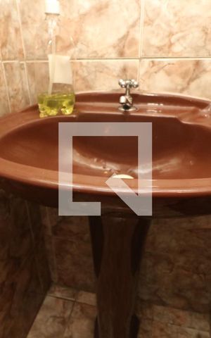 Casa à venda com 210m², 3 quartos e 4 vagasLavabo
