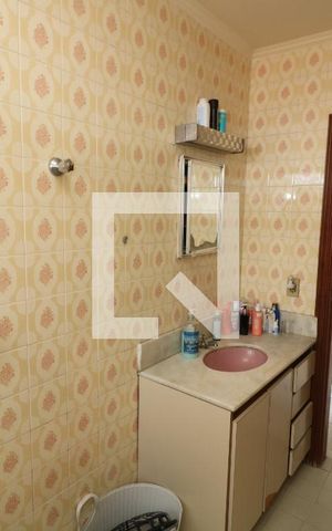 Casa à venda com 210m², 3 quartos e 4 vagasBanheiro suite
