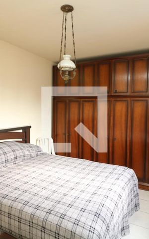 Casa à venda com 210m², 3 quartos e 4 vagasSuite