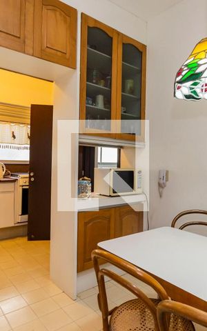 Apartamento à venda com 108m², 3 quartos e 2 vagas Apartamento à venda com 108m², 3 quartos e 2 vagasCozinha