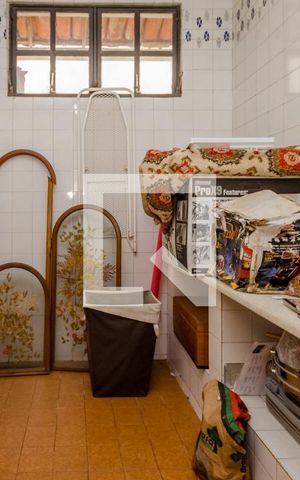 Casa à venda com 180m², 3 quartos e 1 vaga Casa à venda com 180m², 3 quartos e 1 vagaCozinha