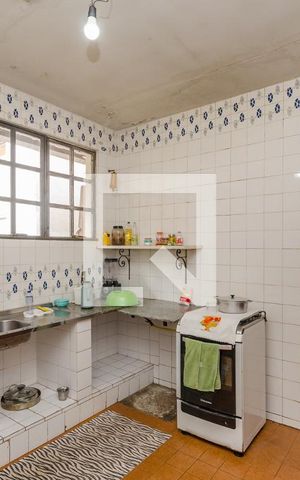 Casa à venda com 180m², 3 quartos e 1 vaga Casa à venda com 180m², 3 quartos e 1 vagaCozinha