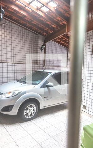 Casa à venda com 366m², 4 quartos e 3 vagas Casa à venda com 366m², 4 quartos e 3 vagasVista quarto 1 - casa 2