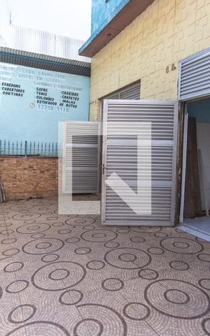 Casa à venda com 366m², 4 quartos e 3 vagas Casa à venda com 366m², 4 quartos e 3 vagasGaragem