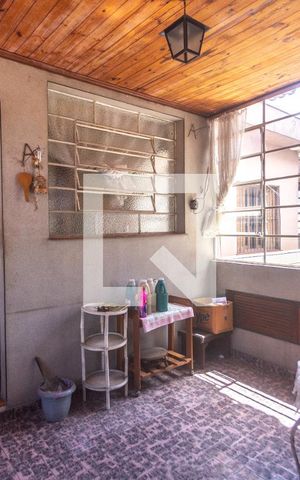 Casa à venda com 366m², 4 quartos e 3 vagas Casa à venda com 366m², 4 quartos e 3 vagasÁrea cozinha - casa 1