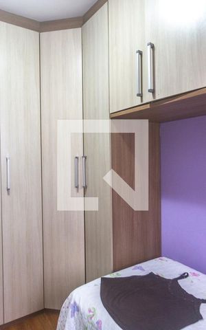 Casa à venda com 366m², 4 quartos e 3 vagas Casa à venda com 366m², 4 quartos e 3 vagasQuarto 2 - casa 2