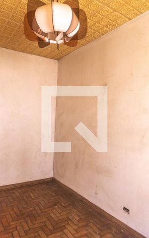 Casa à venda com 366m², 4 quartos e 3 vagas Casa à venda com 366m², 4 quartos e 3 vagasQuarto 1 - casa 1