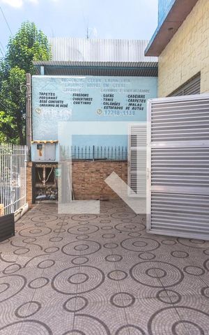 Casa à venda com 366m², 4 quartos e 3 vagas Casa à venda com 366m², 4 quartos e 3 vagasGaragem
