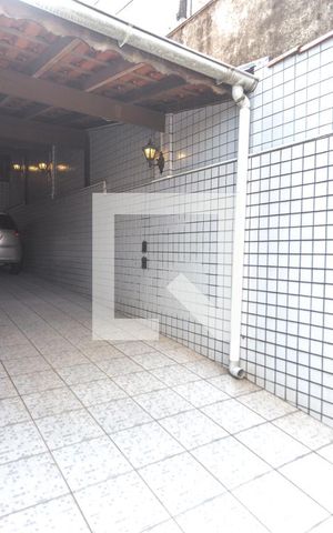 Casa à venda com 366m², 4 quartos e 3 vagas Casa à venda com 366m², 4 quartos e 3 vagasGaragem