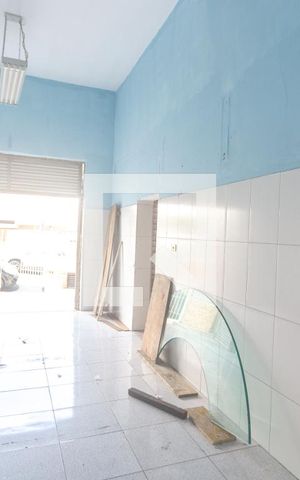 Casa à venda com 366m², 4 quartos e 3 vagas Casa à venda com 366m², 4 quartos e 3 vagasGaragem