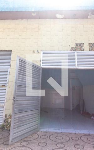 Casa à venda com 366m², 4 quartos e 3 vagas Casa à venda com 366m², 4 quartos e 3 vagasGaragem