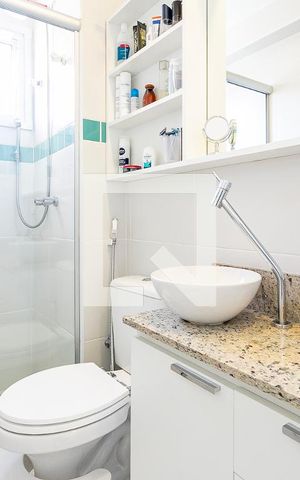 Apartamento para alugar com 50m², 1 quarto e 2 vagas Apartamento para alugar com 50m², 1 quarto e 2 vagasBanheiro