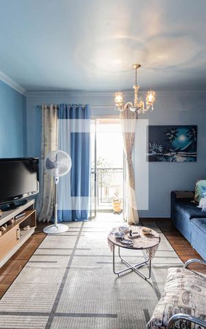 Apartamento à venda com 56m², 2 quartos e 1 vaga Apartamento à venda com 56m², 2 quartos e 1 vagaSala