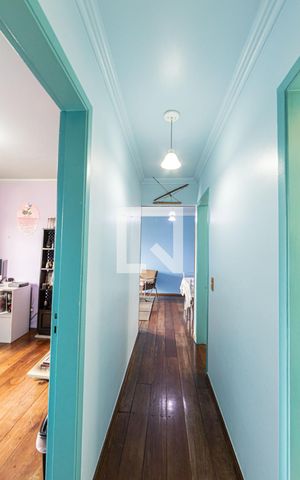 Apartamento à venda com 56m², 2 quartos e 1 vaga Apartamento à venda com 56m², 2 quartos e 1 vagaCorredor
