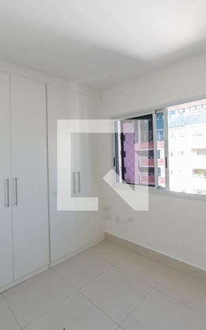 Apartamento à venda com 80m², 3 quartos e 2 vagasQuarto Suíte