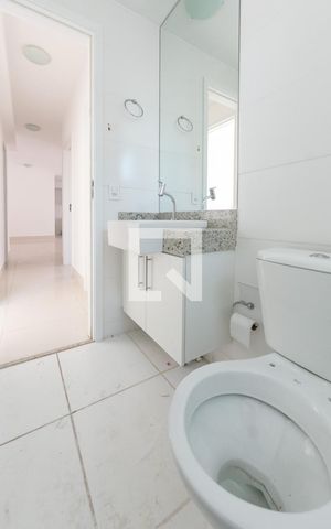 Apartamento à venda com 80m², 3 quartos e 2 vagasBanheiro Social