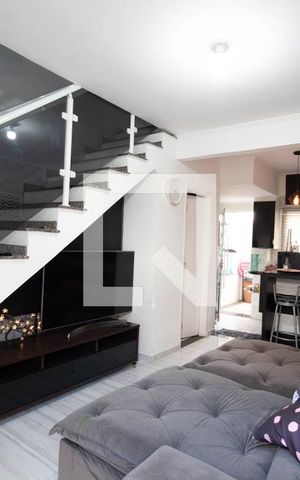 Casa de condomínio à venda com 68m², 2 quartos e 1 vaga Casa de condomínio à venda com 68m², 2 quartos e 1 vagaSala