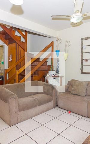 Casa de condomínio à venda com 77m², 3 quartos e 2 vagas Casa de condomínio à venda com 77m², 3 quartos e 2 vagasSala