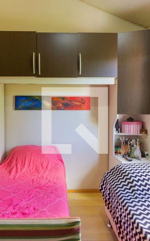 Casa de condomínio à venda com 77m², 3 quartos e 2 vagas Casa de condomínio à venda com 77m², 3 quartos e 2 vagasQuarto 3
