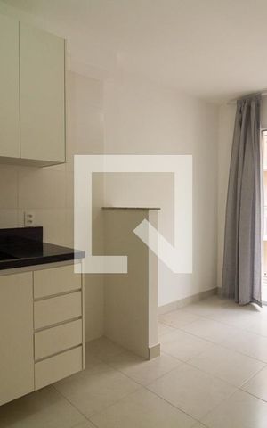 Apartamento para alugar com 35m², 2 quartos e 1 vaga Apartamento para alugar com 35m², 2 quartos e 1 vagaSala - Cozinha