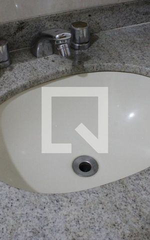 Apartamento à venda com 119m², 3 quartos e 1 vagaBanheiro