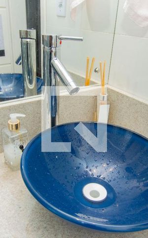 Casa à venda com 170m², 3 quartos e 2 vagas Casa à venda com 170m², 3 quartos e 2 vagasBanheiro da Suíte