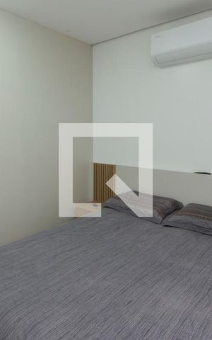 Casa à venda com 170m², 3 quartos e 2 vagas Casa à venda com 170m², 3 quartos e 2 vagasSuíte