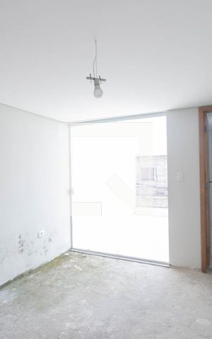 Casa à venda com 126m², 3 quartos e 1 vaga Casa à venda com 126m², 3 quartos e 1 vagaSuite