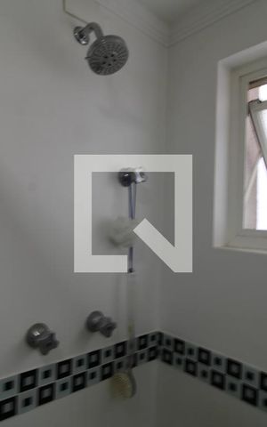 Apartamento à venda com 160m², 3 quartos e 1 vagaChuveiro banheiro da suíte