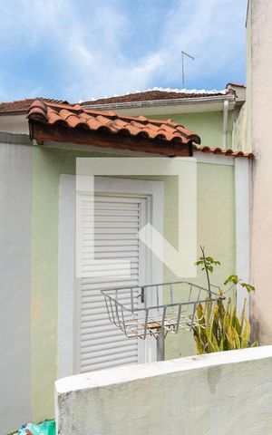 Casa à venda com 70m², 2 quartos e 1 vaga Casa à venda com 70m², 2 quartos e 1 vagaFachada 2