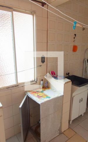 Apartamento à venda com 96m², 3 quartos e sem vaga Apartamento à venda com 96m², 3 quartos e sem vagaÁrea de Serviço