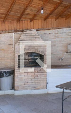 Casa à venda com 102m², 3 quartos e 1 vaga