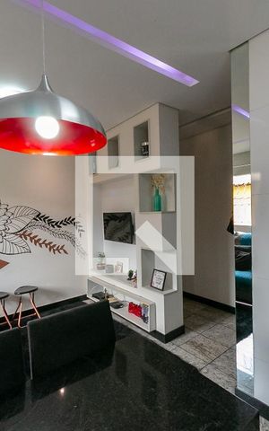 Apartamento à venda com 72m², 2 quartos e 1 vagaSala