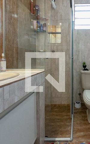 Apartamento à venda com 72m², 2 quartos e 1 vagaBanheiro Social