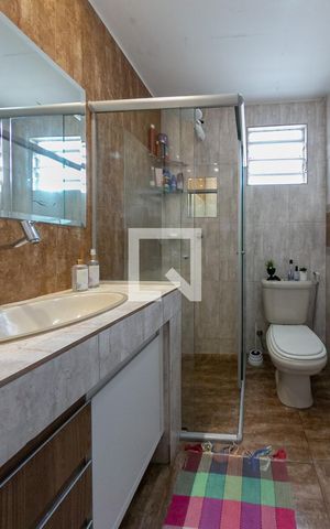 Apartamento à venda com 72m², 2 quartos e 1 vagaBanheiro Social