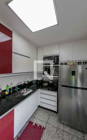 Apartamento à venda com 72m², 2 quartos e 1 vagaCozinha