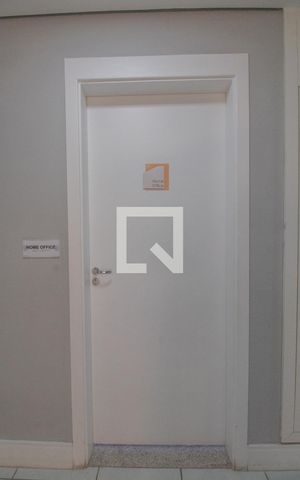 Apartamento à venda com 32m², 1 quarto e sem vaga Apartamento à venda com 32m², 1 quarto e sem vagaÁrea comum