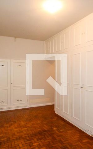Apartamento à venda com 220m², 4 quartos e 1 vaga Apartamento à venda com 220m², 4 quartos e 1 vagaQuarto 4 - Suite
