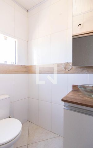 Casa à venda com 360m², 2 quartos e sem vaga Casa à venda com 360m², 2 quartos e sem vagaLavabo