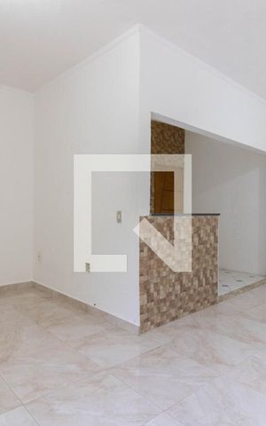 Casa à venda com 360m², 2 quartos e sem vaga Casa à venda com 360m², 2 quartos e sem vagaSala - Casa 2
