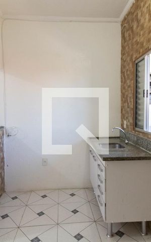 Casa à venda com 360m², 2 quartos e sem vaga Casa à venda com 360m², 2 quartos e sem vagaCozinha - Casa 2
