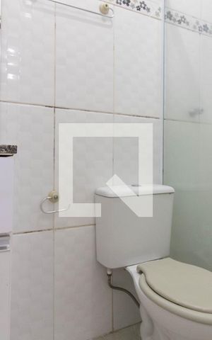 Casa à venda com 360m², 2 quartos e sem vaga Casa à venda com 360m², 2 quartos e sem vagaBanheiro - Casa 2
