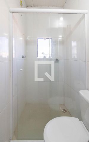 Casa à venda com 360m², 2 quartos e sem vaga Casa à venda com 360m², 2 quartos e sem vagaBanheiro da Suíte