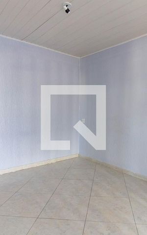 Casa à venda com 360m², 2 quartos e sem vaga Casa à venda com 360m², 2 quartos e sem vagaSala
