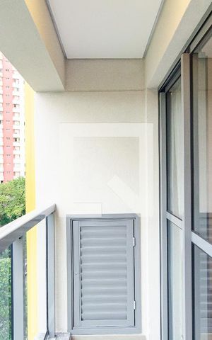 Apartamento à venda com 29m², 1 quarto e sem vaga Apartamento à venda com 29m², 1 quarto e sem vagaVaranda